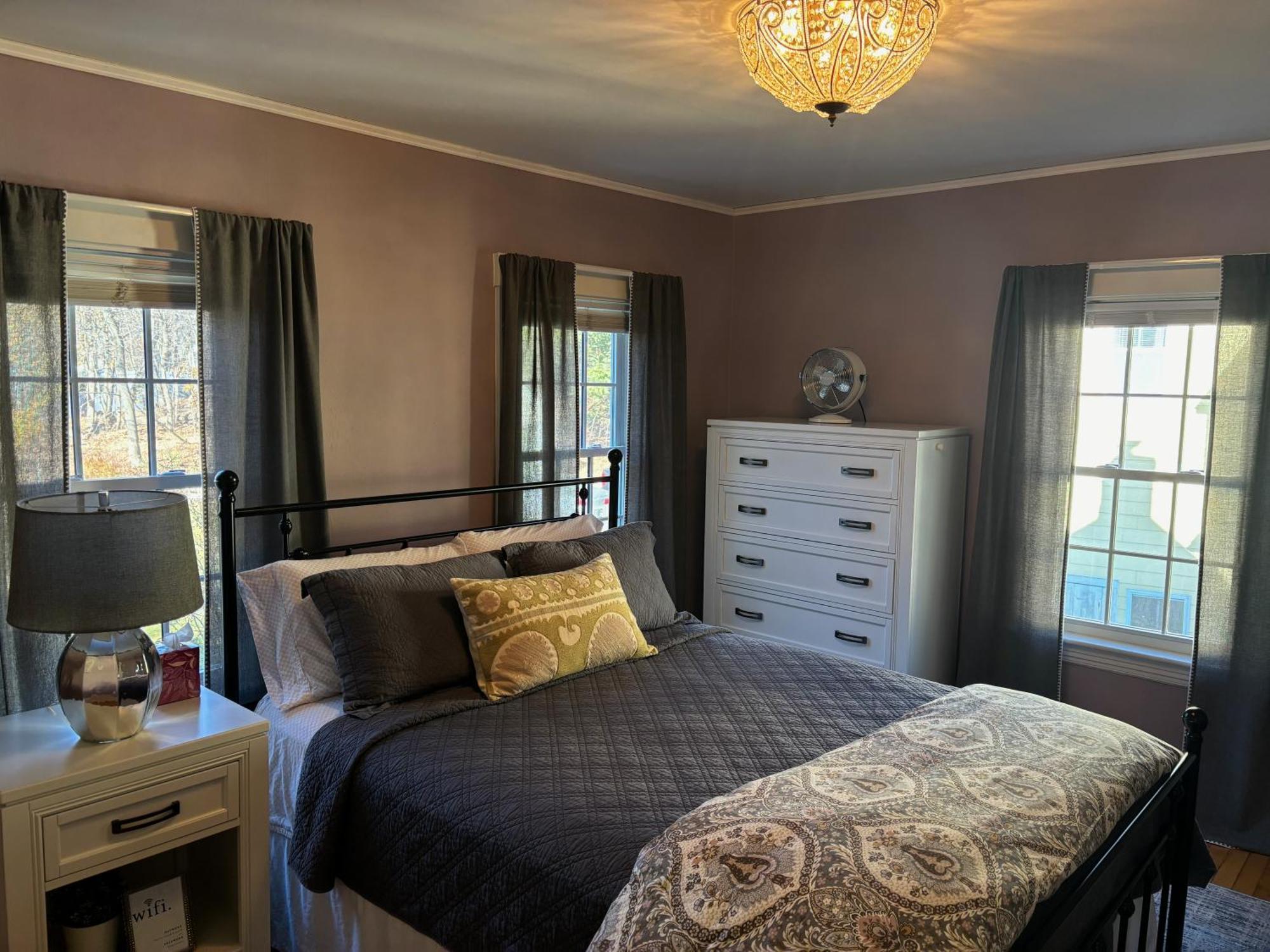 The Inn Crowd Bed And Breakfast Holden Exterior foto